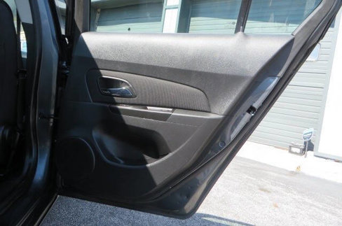 Used 2013 Chevrolet Cruze LT image 38