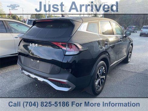 Used 2023 Kia Sportage EX image 6
