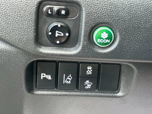 Used 2017 Honda Pilot Touring image 30