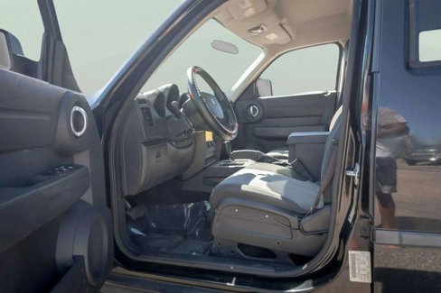 Used 2007 Dodge Nitro SXT image 11