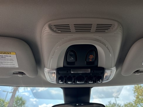 Certified 2022 MINI Cooper S image 38