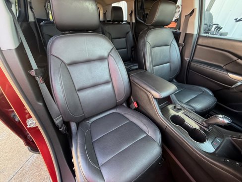Used 2018 GMC Acadia SLT image 31