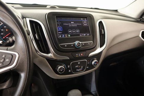 Used 2024 Chevrolet Equinox LS w/ LS Convenience Package image 5