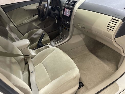 Used 2012 Toyota Corolla LE image 22