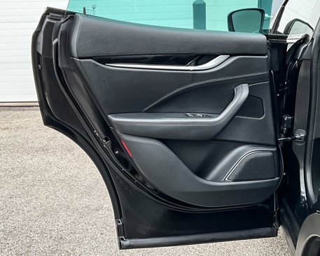 Used 2017 Maserati Levante S image 20
