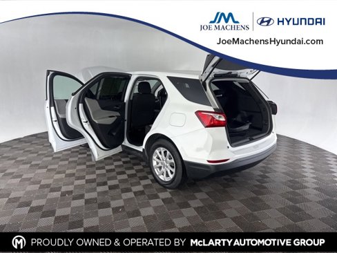Used 2020 Chevrolet Equinox LS w/ LS Convenience Package image 18