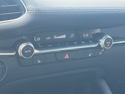 New 2025 MAZDA MAZDA3 s image 23