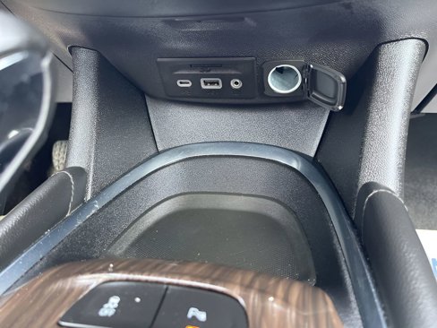 Used 2024 Chevrolet Malibu LT image 31