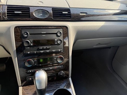 Used 2007 Mercury Montego Premier image 22