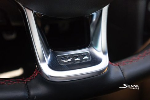 Used 2015 Volkswagen GTI SE image 28