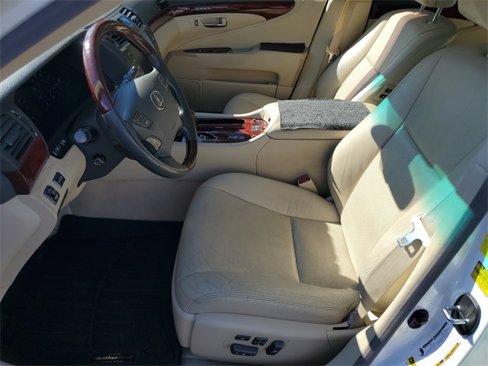 Used 2010 Lexus LS 460 image 17