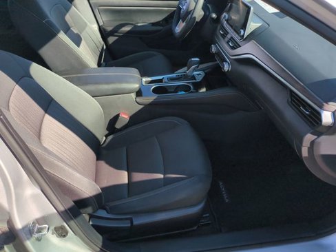 Used 2023 Nissan Altima 2.5 SV image 36