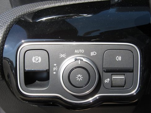 Certified 2025 Mercedes-Benz CLA 250 4MATIC image 35