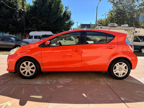 Used 2012 Toyota Prius C Two image 3