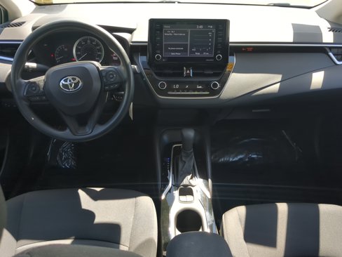 Used 2022 Toyota Corolla LE image 21