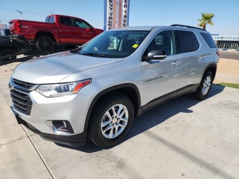 Used 2020 Chevrolet Traverse LT image 8