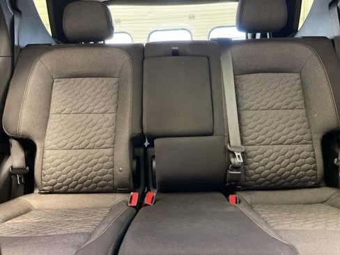 Used 2018 Chevrolet Equinox LT w/ Sun & Infotainment Package image 12