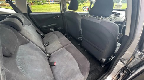 Used 2010 Honda Fit Sport image 27