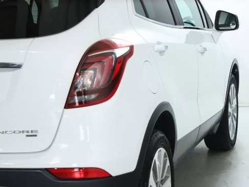 Used 2019 Buick Encore Preferred image 44