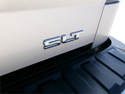 Used 2018 GMC Sierra 1500 SLT image 9