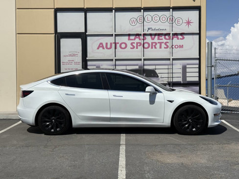 Used 2020 Tesla Model 3 Standard Range Plus image 5