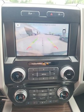 Used 2017 Ford F150 Lariat w/ Equipment Group 502A Luxury image 8