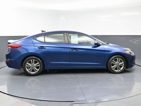 Used 2018 Hyundai Elantra SEL image 8