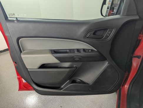 Used 2020 Chevrolet Colorado W/T image 11