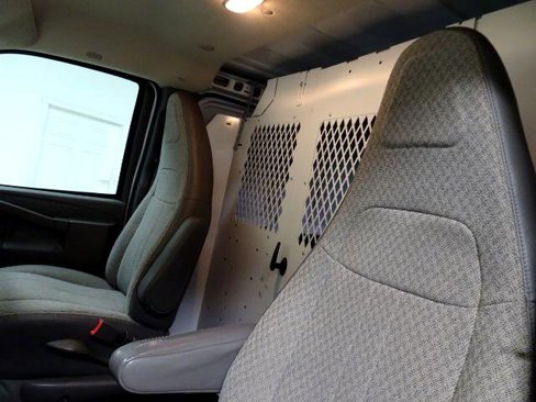 Used 2019 Chevrolet Express 2500 w/ Driver Convenience Package image 25