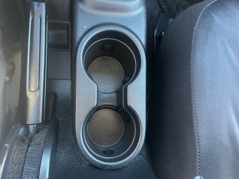 Used 2016 Jeep Wrangler Unlimited Sport image 22