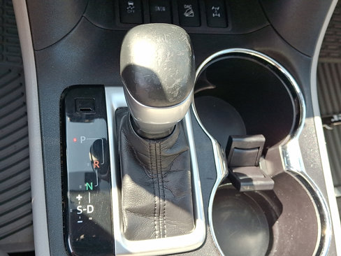 Used 2016 Toyota Highlander XLE image 16
