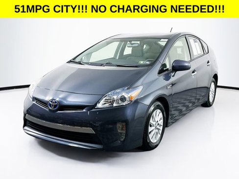 Used 2014 Toyota Prius Plug-In Hybrid image 3