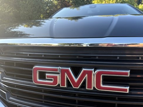Used 2021 GMC Terrain SLE w/ Driver Convenience Package image 12