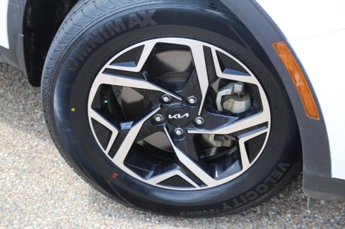 Used 2023 Kia Sportage LX image 13