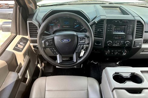Used 2019 Ford F250 XL w/ Power Equipment Group image 5