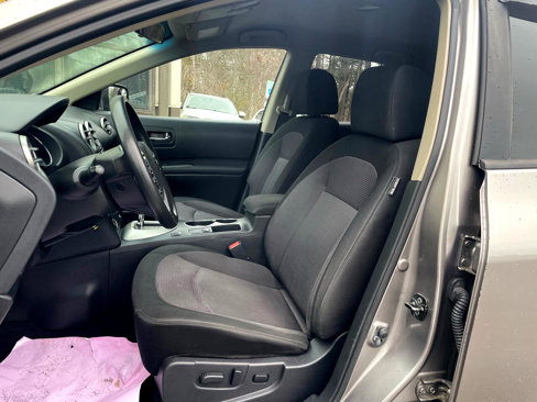 Used 2013 Nissan Rogue SV image 11