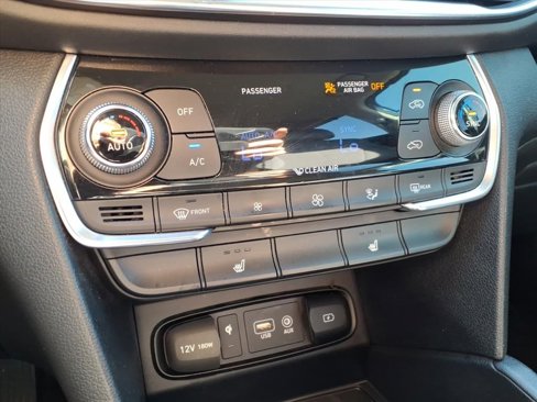Used 2020 Hyundai Santa Fe SEL w/ Convenience Package image 25
