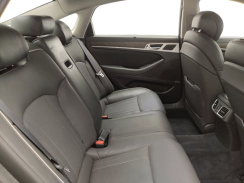 Used 2015 Hyundai Genesis 5.0 w/ Option Group 05 image 19