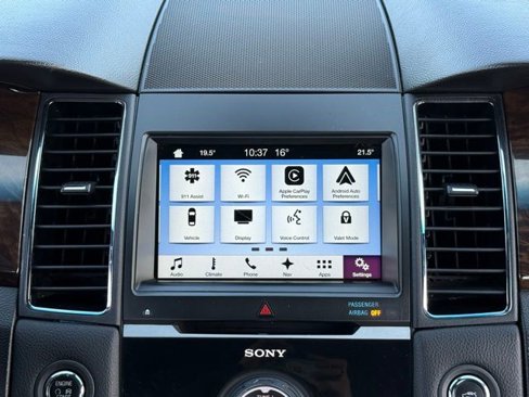 Used 2017 Ford Taurus Limited image 28