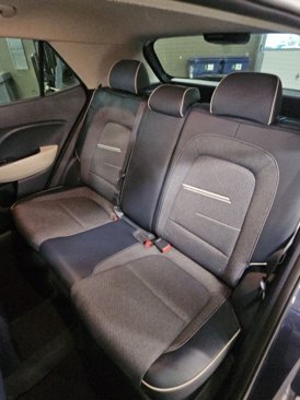 Used 2021 Hyundai Venue image 31