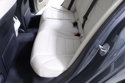 Used 2018 Mercedes-Benz C 300 Sedan image 11