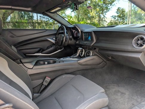 Used 2018 Chevrolet Camaro LT image 11
