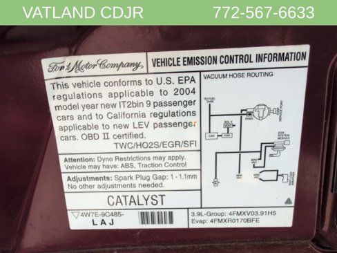 Used 2004 Ford Thunderbird image 34