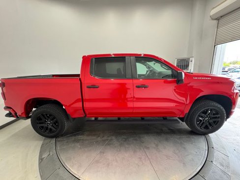 Used 2020 Chevrolet Silverado 1500 Custom w/ Custom Value Package image 14