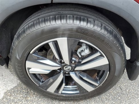 Used 2021 Nissan Rogue SL image 5