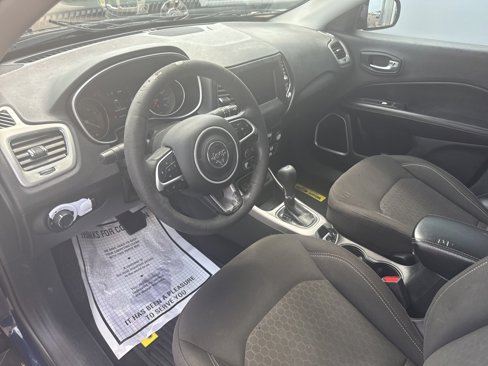 Used 2021 Jeep Compass Sport image 11