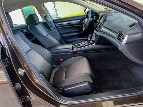 Used 2018 Honda Accord LX image 16