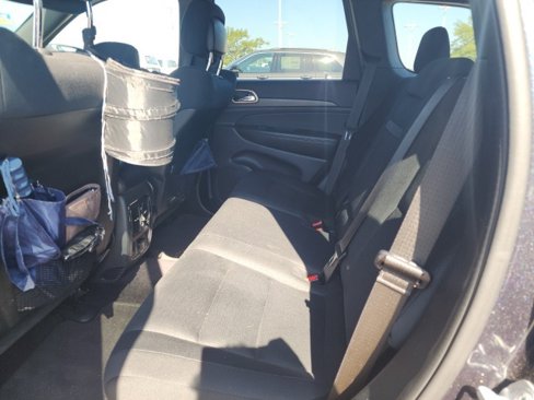 Used 2016 Jeep Grand Cherokee Laredo w/ Quick Order Package 23E image 8