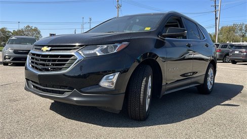Used 2018 Chevrolet Equinox LT w/ Sun & Infotainment Package image 7