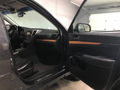 Used 2013 Subaru Outback 2.5i Limited w/ Moonroof Pkg image 12